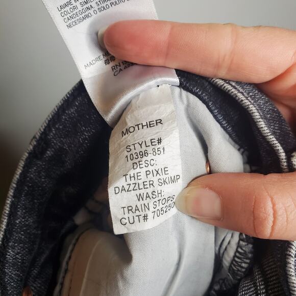 MOTHER Denim The Pixie Dazzler Skimp in Train Stops Jeans Size 26 Grey Acid Wash - Picture 7 of 16